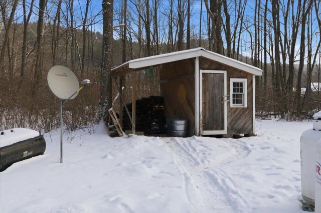 1227 Vermont Route 30, Townshend, VT 05353