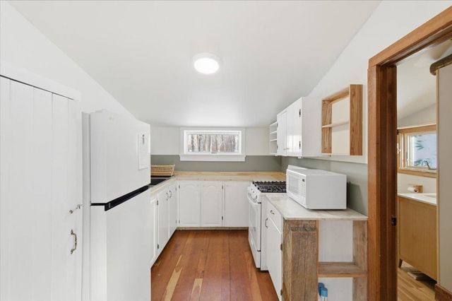 1227 Vermont Route 30, Townshend, VT 05353