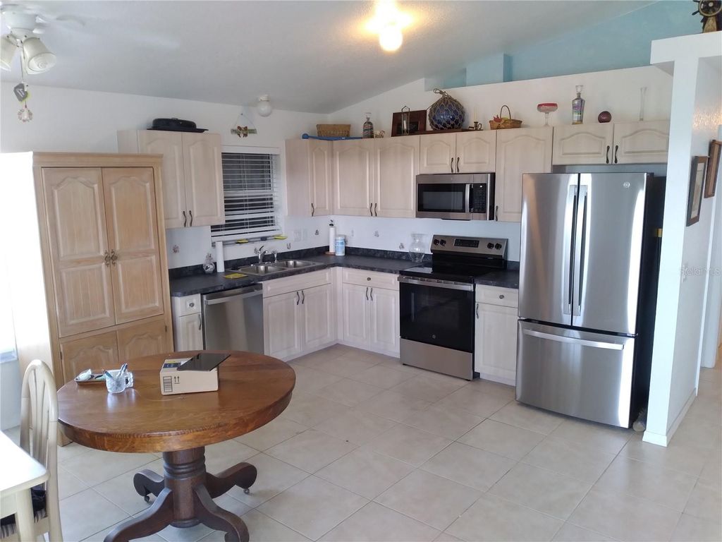 Image 38 of property listing at 91 GASPARILLA WAY, Placida, FL 33946