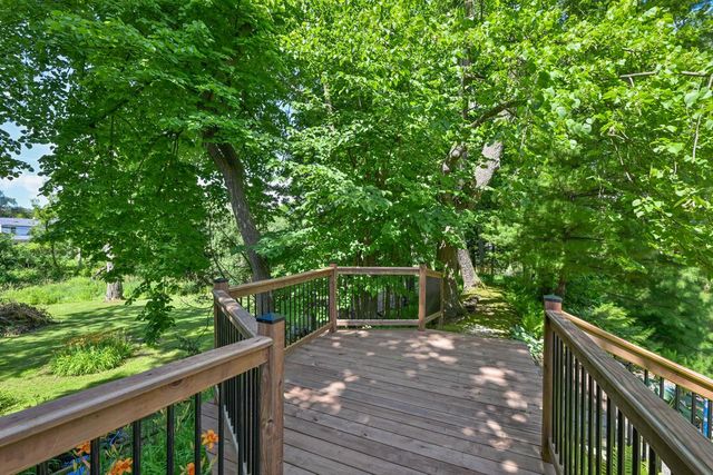 795 W Monrovia AVENUE, Glendale, WI 53217
