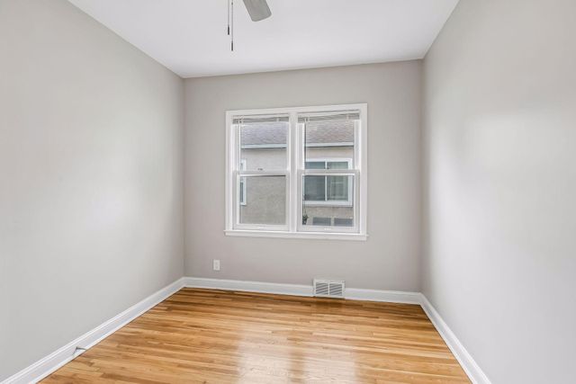 5925 Chicago Avenue, Minneapolis, MN 55417