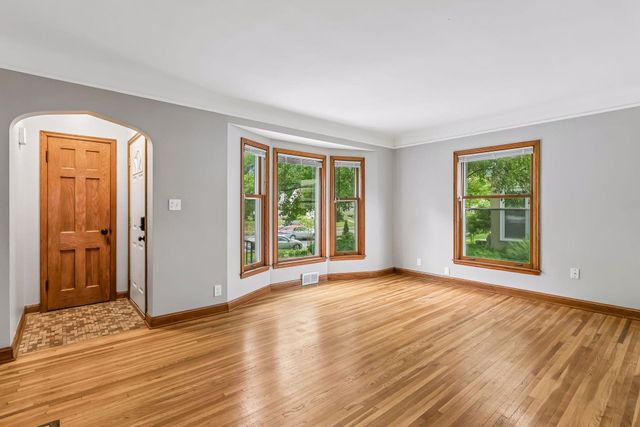 5925 Chicago Avenue, Minneapolis, MN 55417
