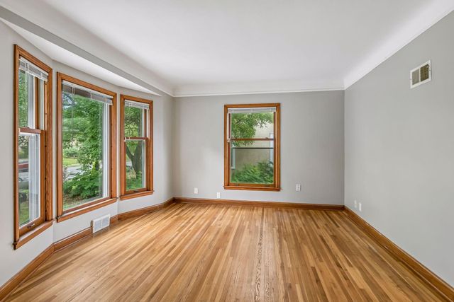 5925 Chicago Avenue, Minneapolis, MN 55417