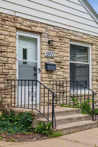 5925 Chicago Avenue, Minneapolis, MN 55417