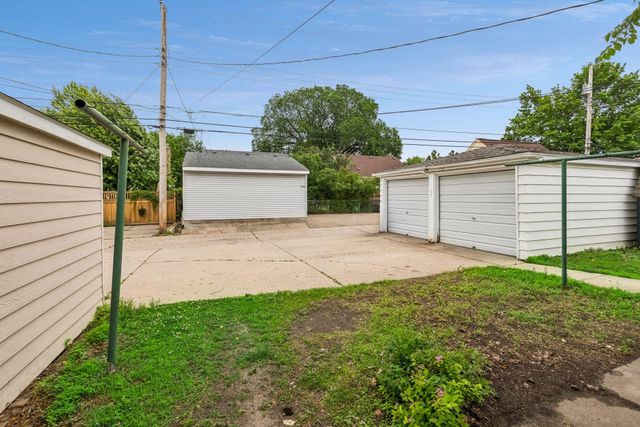 5925 Chicago Avenue, Minneapolis, MN 55417
