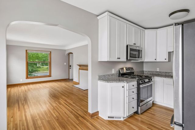 5925 Chicago Avenue, Minneapolis, MN 55417