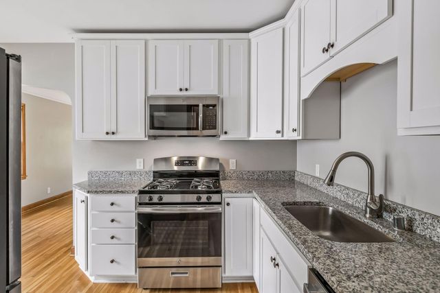 5925 Chicago Avenue, Minneapolis, MN 55417