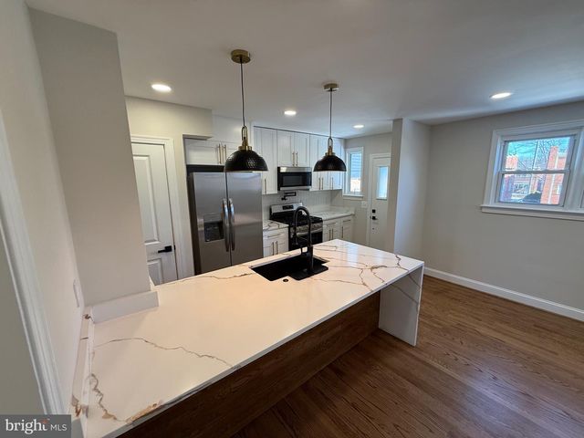 135 47TH ST NE, Washington, DC 20019