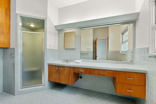 334 W Lynwood, San Antonio, TX 78212