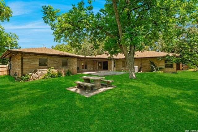 334 W Lynwood, San Antonio, TX 78212