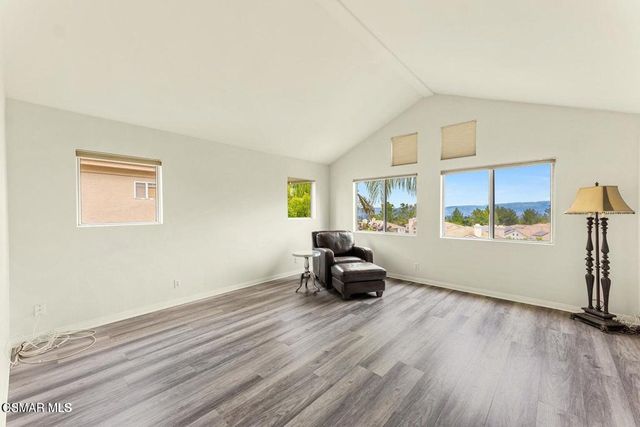 22521 Blueridge Court, Calabasas, CA 91302