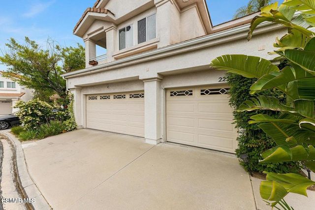 22521 Blueridge Court, Calabasas, CA 91302