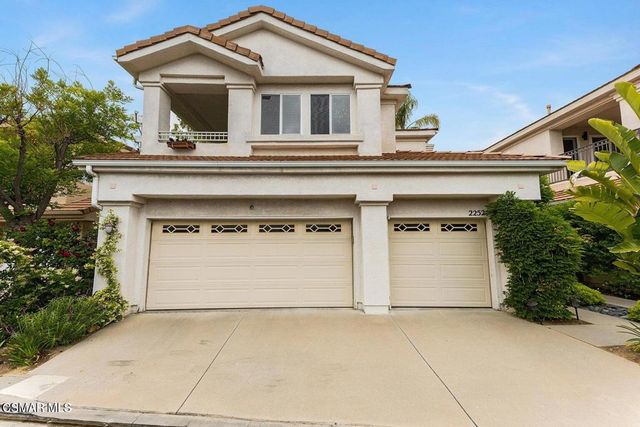 22521 Blueridge Court, Calabasas, CA 91302