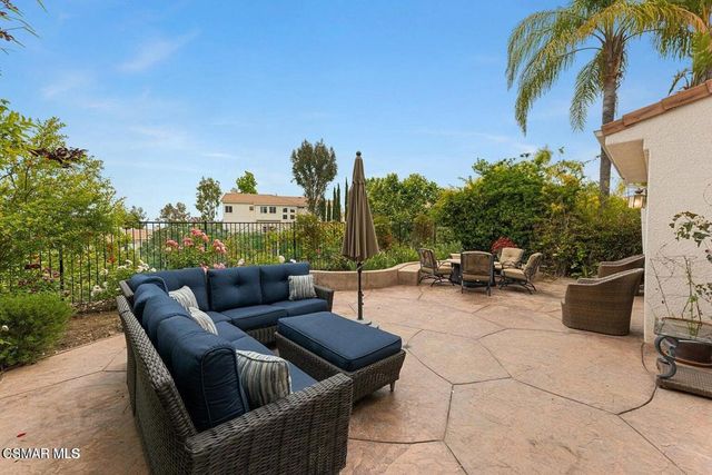 22521 Blueridge Court, Calabasas, CA 91302