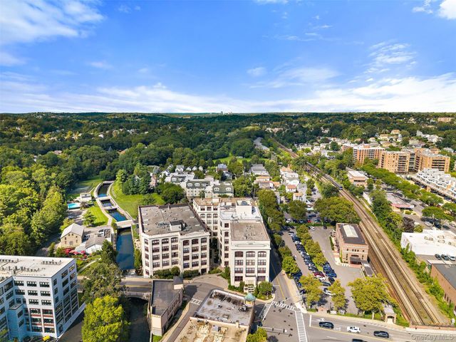 1 Scarsdale Road 403, Tuckahoe, NY 10707