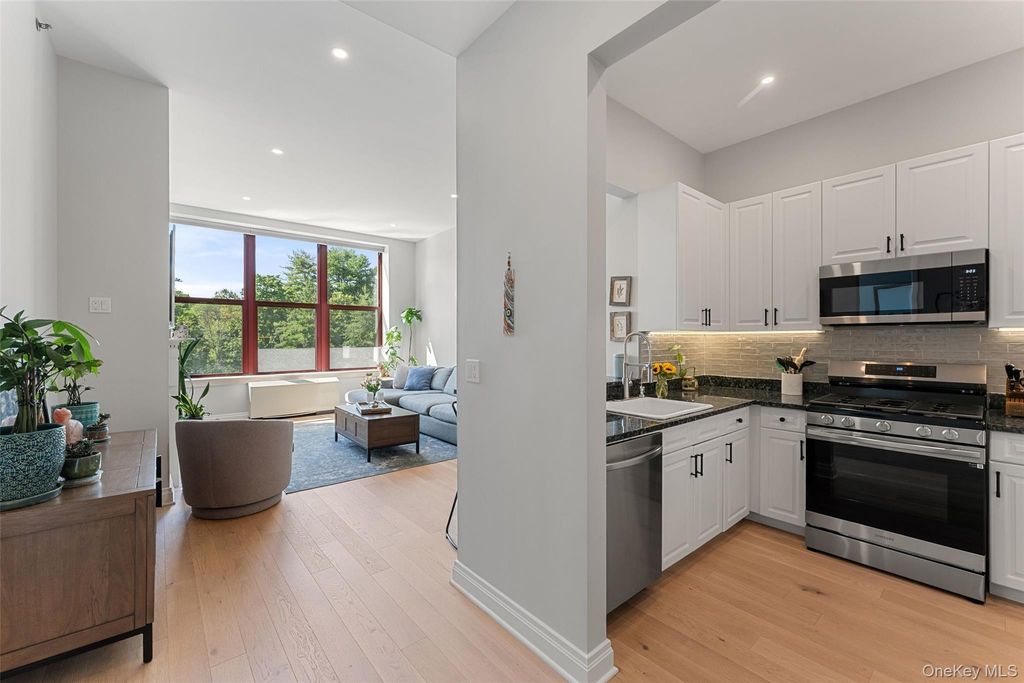1 Scarsdale Road 403, Tuckahoe, NY 10707 — photo 5