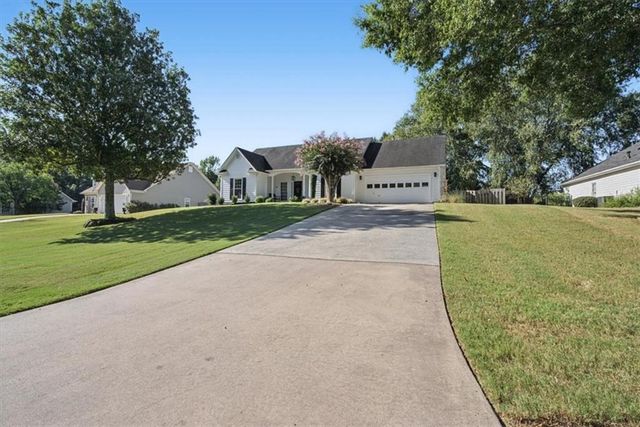 5230 Jonathans Way, Cumming, GA 30040