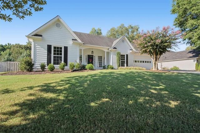 5230 Jonathans Way, Cumming, GA 30040