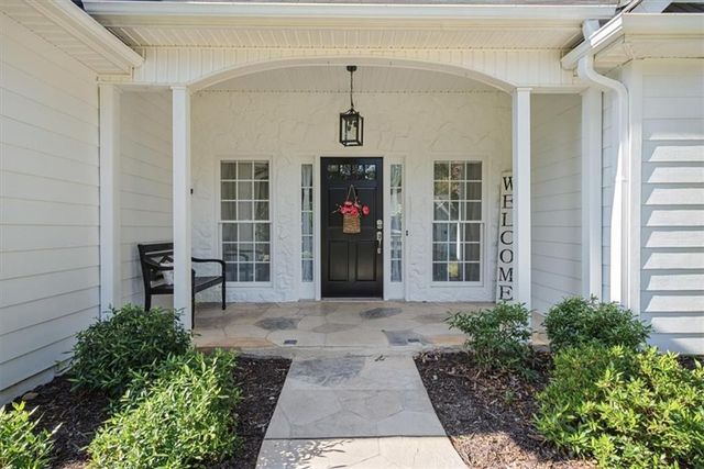 5230 Jonathans Way, Cumming, GA 30040