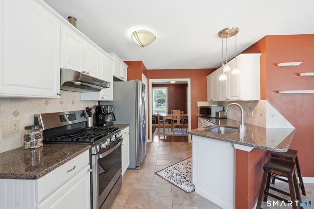 16 Sunview Drive, East Windsor, CT 06016