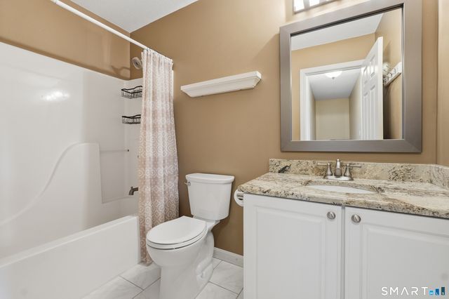 16 Sunview Drive, East Windsor, CT 06016