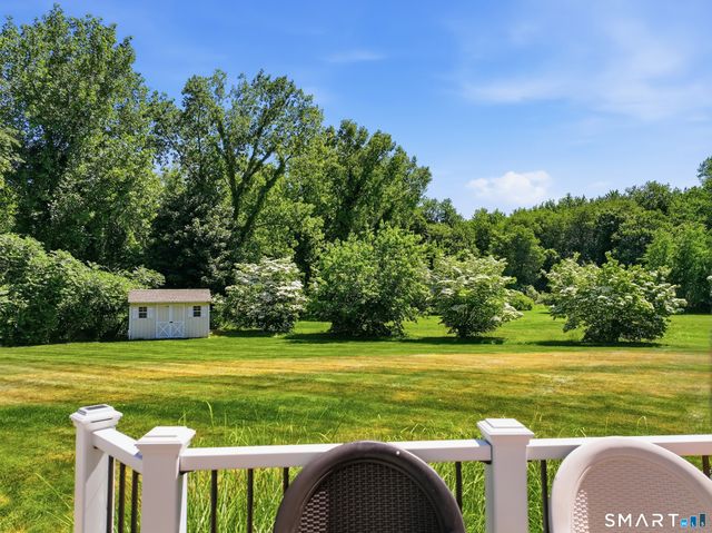 16 Sunview Drive, East Windsor, CT 06016