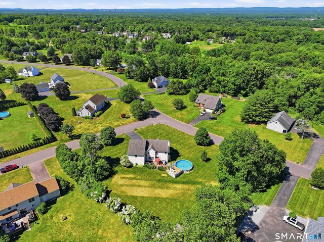 16 Sunview Drive, East Windsor, CT 06016