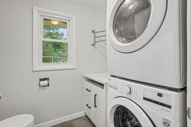 53 W 34th Street, Holland, MI 49423