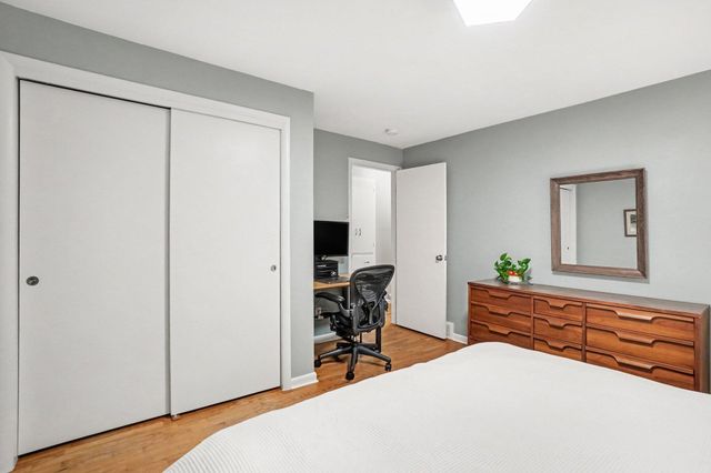 53 W 34th Street, Holland, MI 49423
