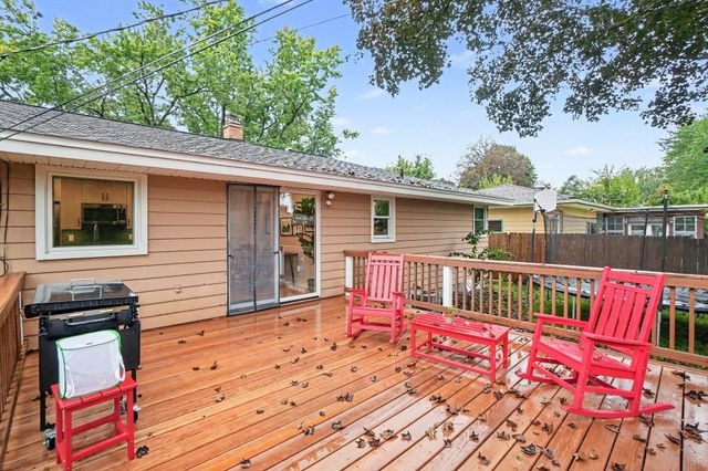 53 W 34th Street, Holland, MI 49423
