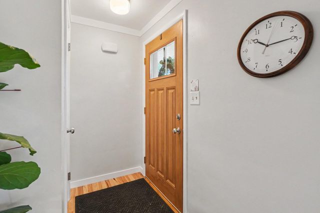 53 W 34th Street, Holland, MI 49423