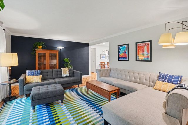 53 W 34th Street, Holland, MI 49423
