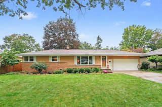 53 W 34th Street, Holland, MI 49423