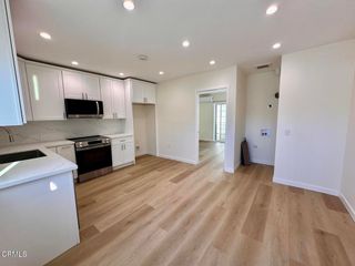 17451 Keswick Street, Northridge, CA 91325