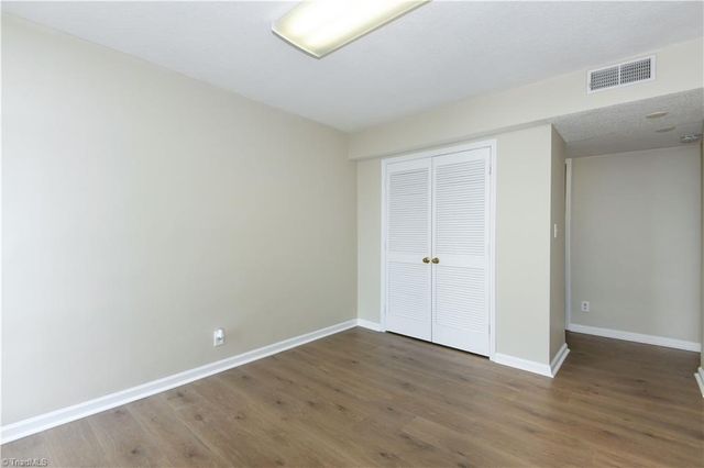 1101 N Elm Street 805, Greensboro, NC 27401