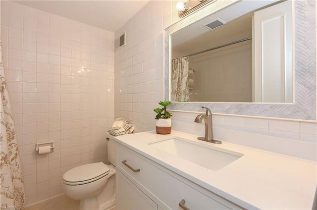 1101 N Elm Street 805, Greensboro, NC 27401