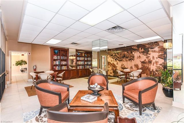 1101 N Elm Street 805, Greensboro, NC 27401