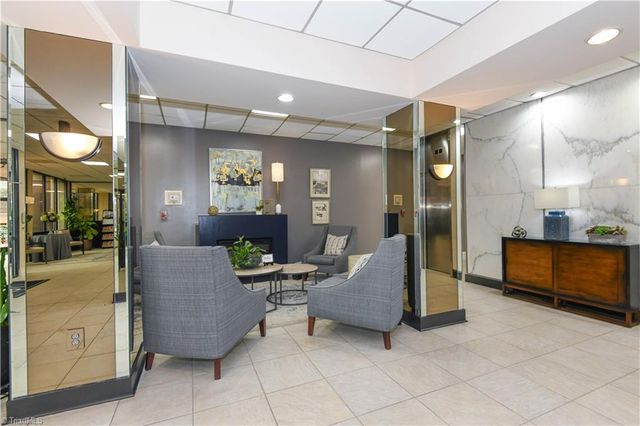 1101 N Elm Street 805, Greensboro, NC 27401