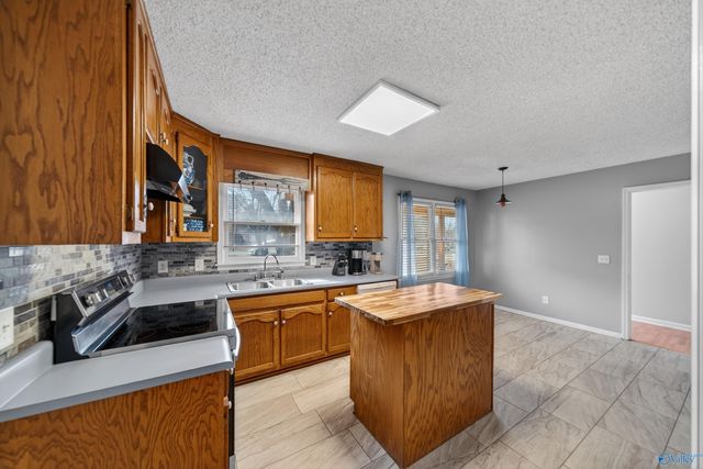 458 Comet Drive, Toney, AL 35773