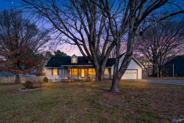 458 Comet Drive, Toney, AL 35773