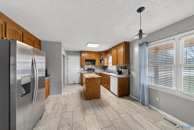 458 Comet Drive, Toney, AL 35773