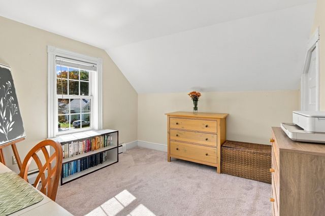 8 Orchard St, Westford, MA 01886