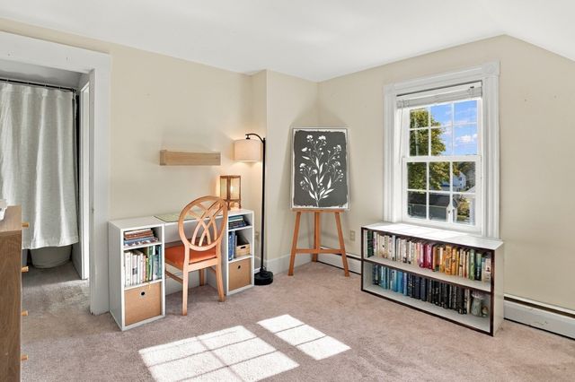 8 Orchard St, Westford, MA 01886