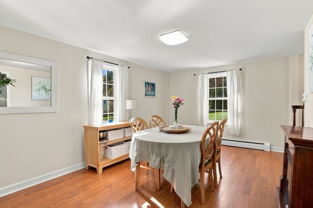8 Orchard St, Westford, MA 01886