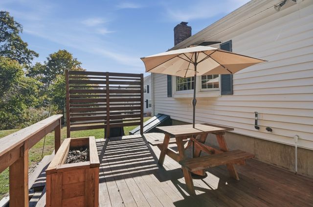 8 Orchard St, Westford, MA 01886