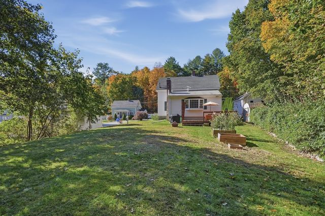 8 Orchard St, Westford, MA 01886