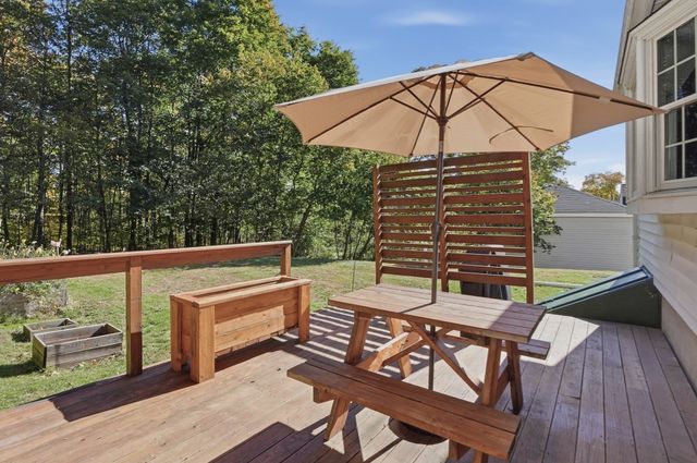 8 Orchard St, Westford, MA 01886