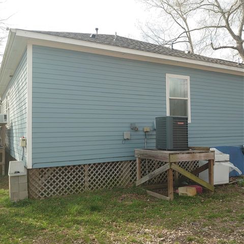 27946 Hickory Drive, Splendora, TX 77372
