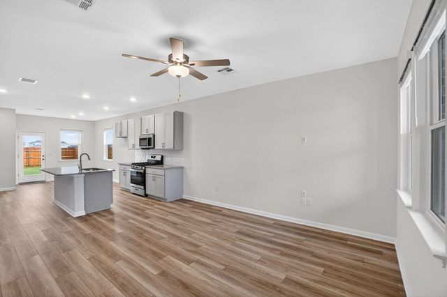 14120 Matterod DR, Del Valle, TX 78617