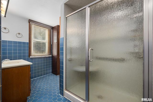 245 E LAKELAND Road, Morton, IL 61550